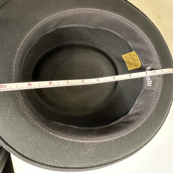 SOLD MAGILL WOOL FEATHER HAT - Picture 6 of 7